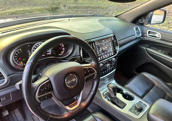 Jeep Grand Cherokee cena 119549 przebieg: 163600, rok produkcji 2019 z Dąbrowa Tarnowska małe 301